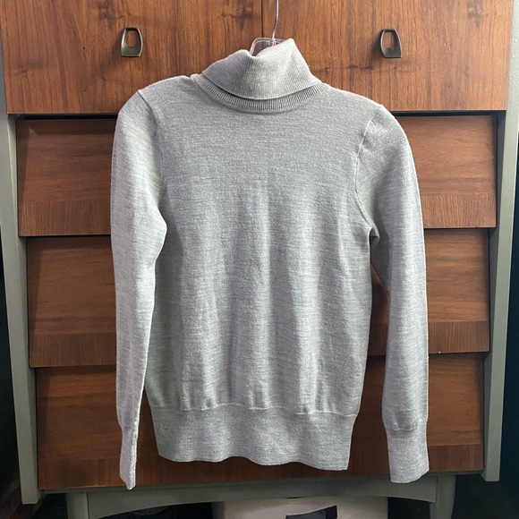 Sweaters - Banana Republic Merino Turtleneck Sweater